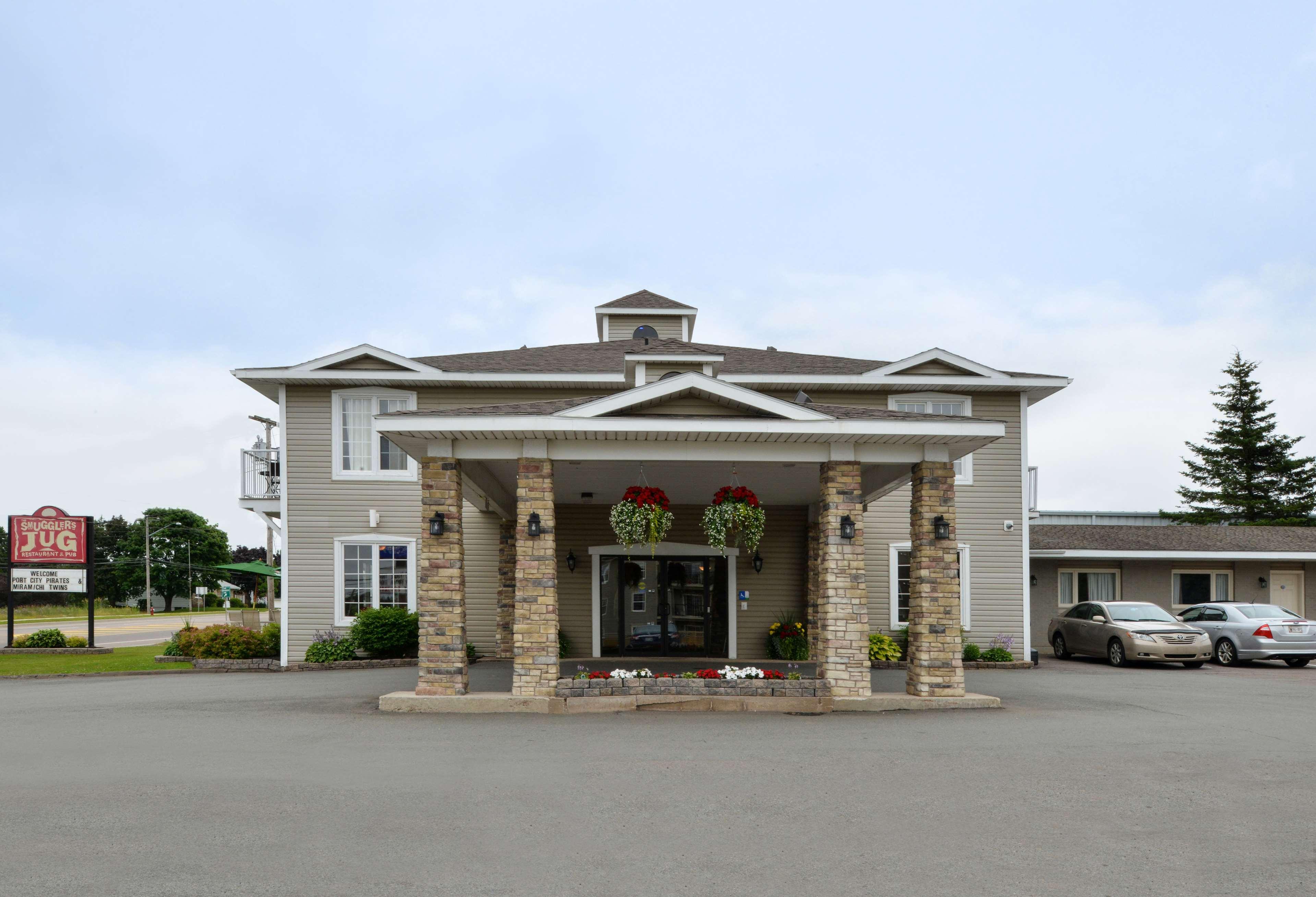 Canadas Best Value Inn & Suites-Charlottetown Exterior photo