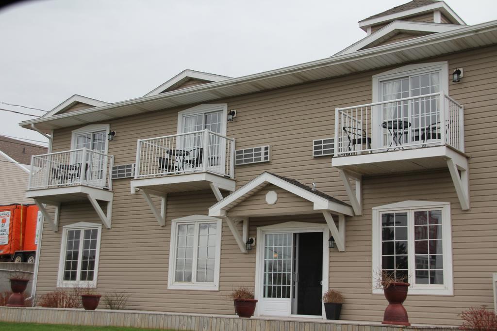 Canadas Best Value Inn & Suites-Charlottetown Exterior photo